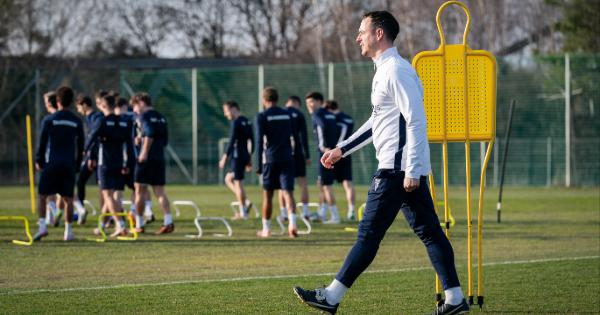 MAGABIZTOS GY�ZELEMMEL KEZDETT A ZTE II.