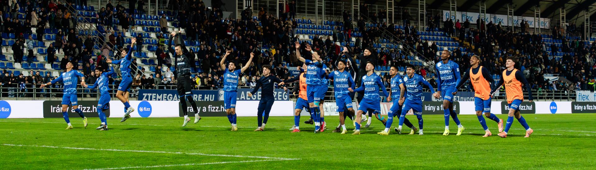 GY�ZELEM A LISTAVEZET� ELLEN!