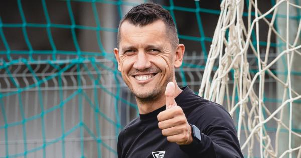 KAPUSEDZ�I SZEMMEL